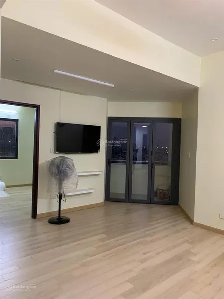 Cho thuê căn hộ 90m2, 12 triệu vnd, 2pn, 2wc tại cao ốc lương định của điện máy chợ lớn, thủ đức