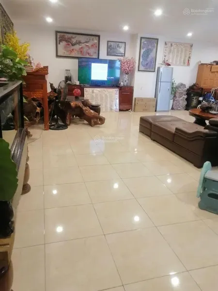 Cho thuê cc tứ hiệp plaza, giá cực chất 15 tỷ vnd, 125m2, 3pn, 2wc, view đẹp