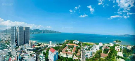 Cho thuê căn 03 phòng ngủ, trực diện biển, 7tr/tháng, napoleon castle 1, hòn chồng, nha trang