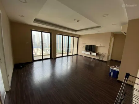 Cho thuê văn phòng khu trung hòa nhân chính, diện tích 105m, giá chỉ 13.5tr/tháng