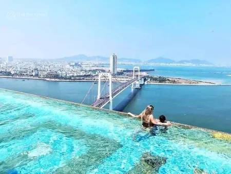 Cho thuê căn hộ golden bay, 2 phòng ngủ, full nội thất cao cấp 5*, view biển, 0905 840 ***