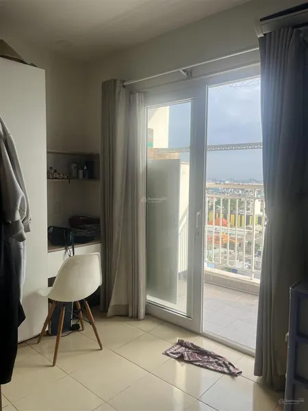 Cho thuê căn hộ 8x đầm sen, dt 52m2 1pn 1wc giá 7,5 triệu có nội thất. 0937 444 ***