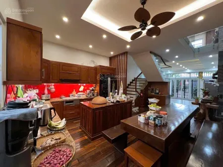 Bán nhà 4 tầng đường trần đức thông gần biển mỹ khê nhà đẹp khai thác cho thuê 30tr/tháng