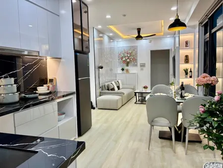 Chính chủ bán căn góc 62m2. nội thất mới 100%. tầng trung 28toà oc2b. 0931 354 ***