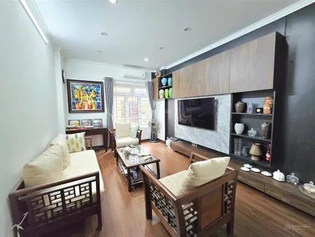 Đón tết! lô góc đào tấn, mặt ngõ kinh doanh, ngõ thông, 35m ra phố, ô tô đỗ gần đẹp ở ngay gần 46m2