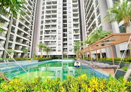 Bán gấp opal boulevard sổ hồng trao tay 2pn2wc giá 3,650 tỷ, 74m2. 0767 242 ***