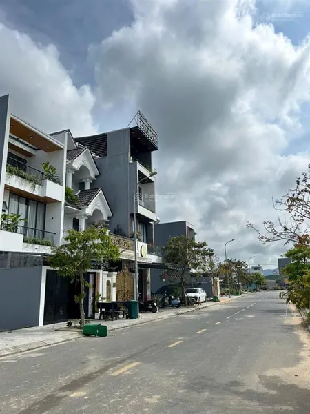 Hoà phú 20 khu e kim long đối diện quỹ đất thương mại dịch vụ hàng hiếm