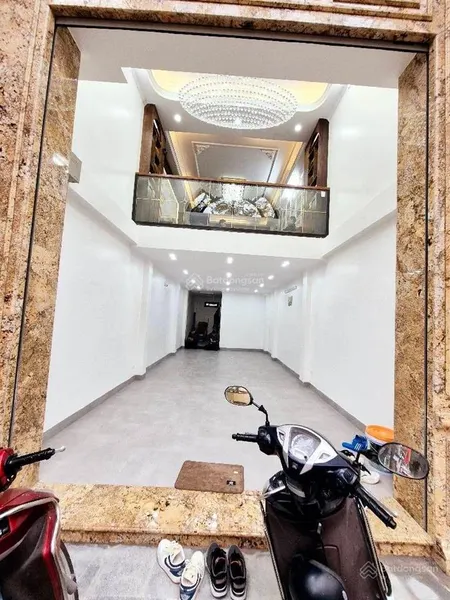Bán nhà mặt phố đền lừ ii, 33,2 tỷ, 51m2, 7 tầng, 3pn + 5wc