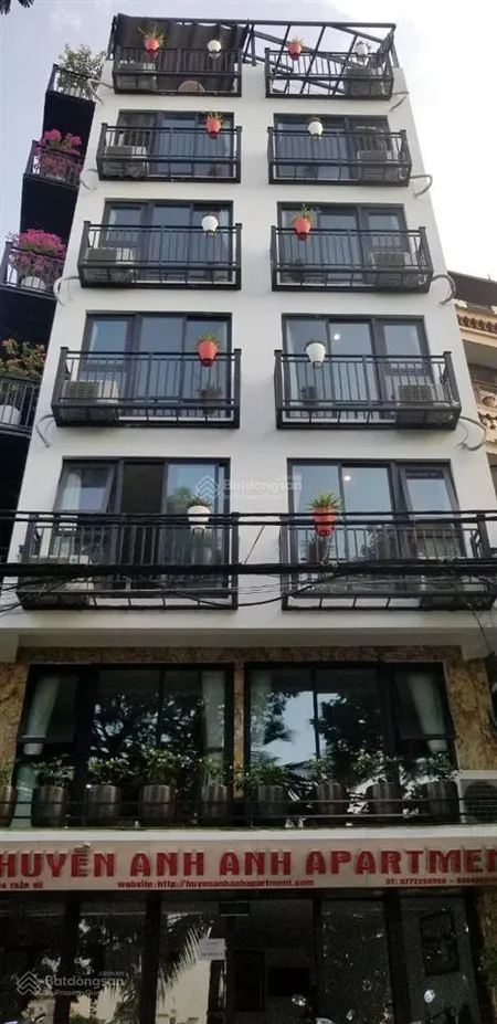 Chính chủ bán nhà mặt phố nhật chiêu mặt hồ tây gần 2 con rồng sổ 101m2 xây 7 tầng mt5.5m