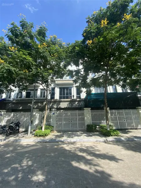 Bán nhà vườn 120m2 geleximco sẵn sổ giá từ 18.5 tỷ, liền kề 60m2 thoáng, hoàn thiện giá 16.2 tỷ
