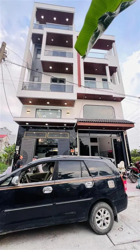 Đường đang mở rộng 30m, nhà 4 tầng vị trí vàng tân thới hiệp 21, về gò vấp chỉ 2p mà chỉ có 8.05 tỷ