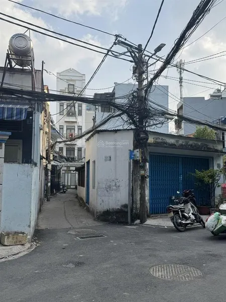 Lô góc mặt tiền p.10 tân bình ngang 5,6m chuẩn xây căn hộ dịch vụ / ở + cho thuê
