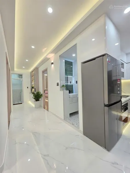 Bán căn 3pn, 2wc sky garden 3 mới decor giá siêu rẻ chỉ 6.450 tỷ có hđ thuê 30 triệu ổn định
