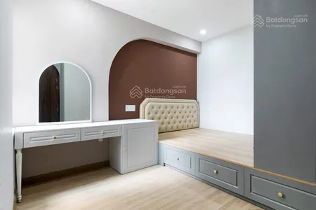 Bán ch oriental plaza 685 âu cơ, 89m2, 2pn, 2wc, ntcc tân phú, ngân hàng hỗ trợ vay 80%, 4.4 tỷ.