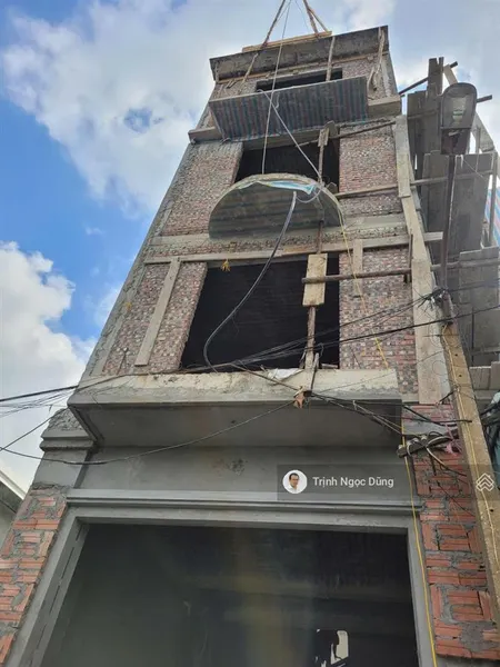 Bán nhà 4tầng hố pit chờ thang máy tại trần nhân tông, kiến an, hải phòng ôtô tránh nhau giá 4.68tỷ