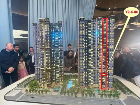 2pn lumière essence peak view hồ & công viên, ban công đông bắc, giá chỉ 127tr/m²