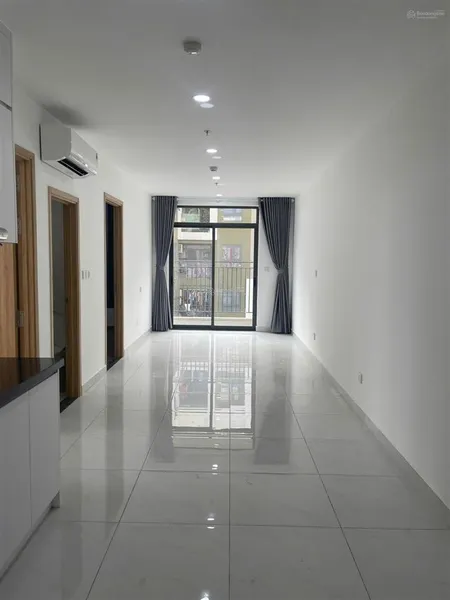 Bán căn góc 2pn the east gate, 65m2, sổ hồng sẵn, có hd thuê