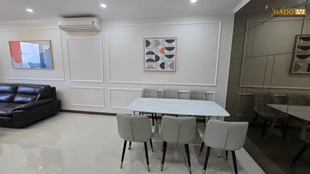 Bán gấp căn hộ 2pn hà đô centrosa quận 10 tặng full nội thất