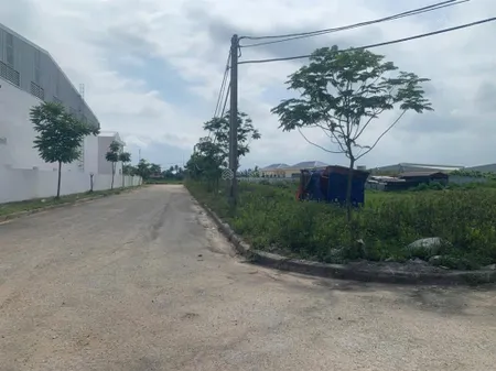 Bán đất nền dự án tại cụm công nghiệp cảng cá hòa lộc, thanh hóa, 8000m2. trả tiền 1 lần giá 60 tỷ