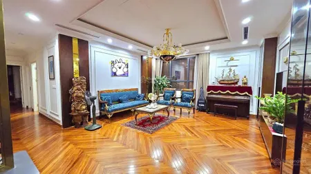 Chủ nhà gửi bán căn hộ vip 108m2 3pn + 2wc full nội thất cao cấp tại 25 brg lê văn lương