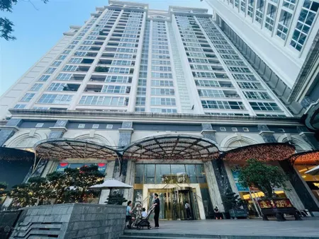 Mình có căn hộ 115m2, 3pn bán tại aqua central, tầng cao, view sông, full nội thất. 0965 666 ***