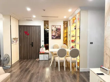 Bán căn hộ phc 3pn 2vs 100m2 full nội thất tầng cao, hướng đông bắc, sẵn sổ giá 9,5 tỷ bao phí