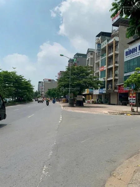 Bán lô đất khu 27,28 sát cc bộ công an , vị trí đẹp kinh doanh tốt