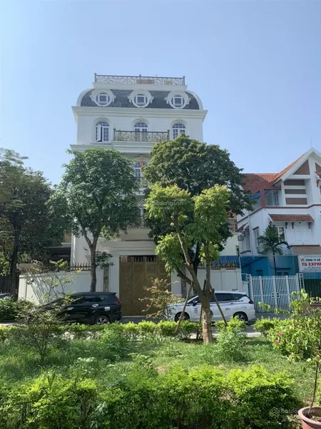 Chính chủ cần bán gấp bt the zei mỹ đình, 96 tỷ, 267m2,mt 15m, pháp lý đầy đủ tại lê đức thọ