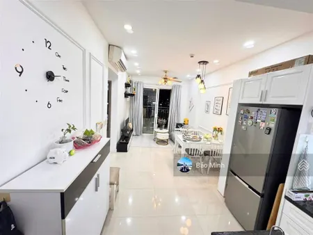 Chính chủ cần bán gấp cc galaxy 9 quận 4 dt 72m2 2pn2wc giá 2tỷ380 đầy đủ nội thất view thoáng mát