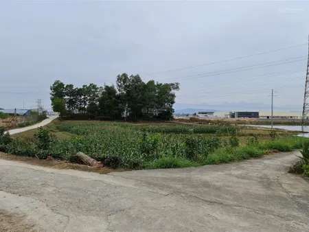 Bán đất ở 1.750m2 tân quang, giáp kcn sông công 2, giá 4ti