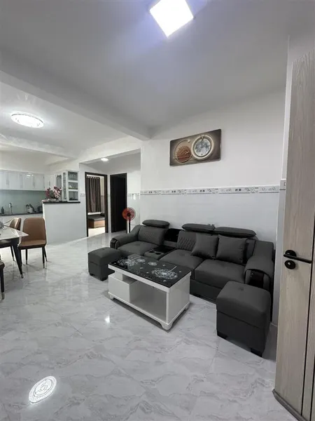 Cc quận 8 có thang máy shr căn góc 67m 2pn giá 2,9tỷ