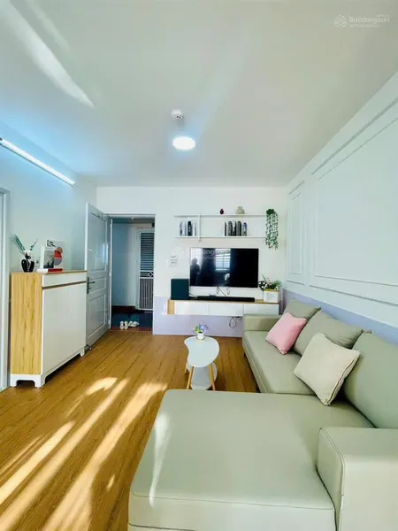 Hạ giá 100tr bán nhanh căn hộ đẹp lakeside dt 71m2, view hồ thoáng, full nội thất mới tinh, 3ty070