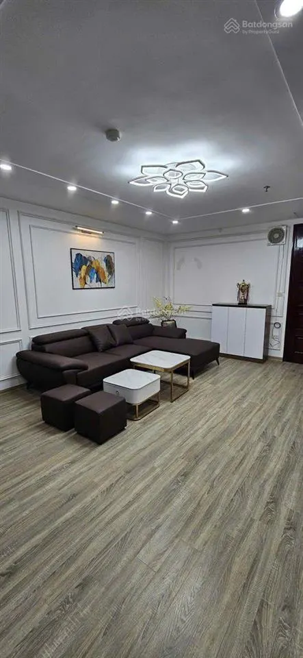 Hiếm vị trí trung tâm chung cư bình vượng , 3 ngủ, 2 vệ sinh, vew đẹp diện tích 114m giá 6,6 tỷ
