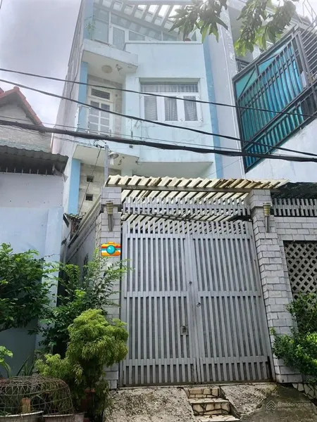 Chủ bán nhà đẹp 1 trệt 1 lửng 1 lầu 1 tum + 2 sân thượng. vị trí đường 10, phường tnpb