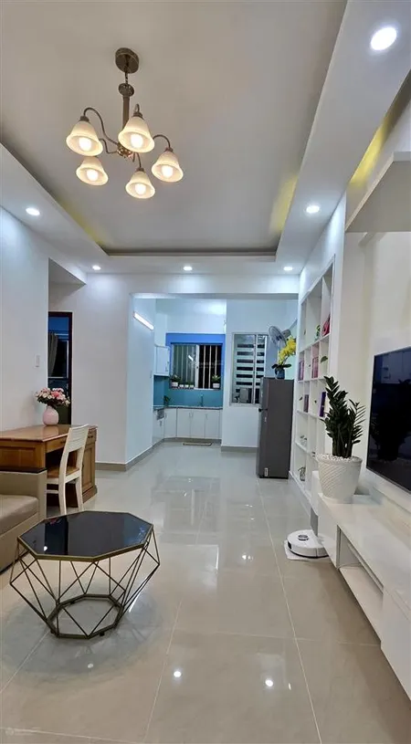 Bông sao căn 60m2 2 phòng ngủ nội thất cơ bản đầy đủ sổ hồng