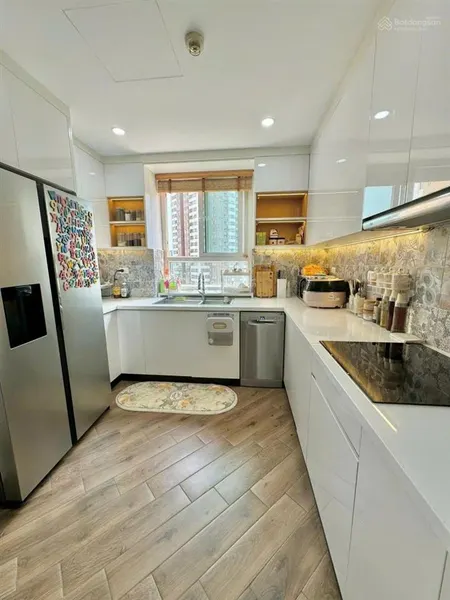 Chính chủ bán căn hộ tại vimeco ct4, 142m2, 3 ngủ, ban công tây nam full nội thất, sổ đỏ