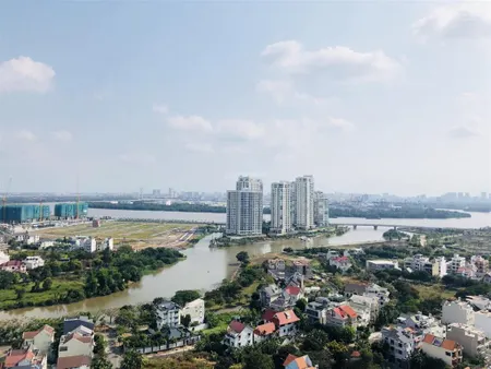Bán căn 2pn 1wc layout hiếm , sẵn hđ thuê , giá 6 tỷ , view sông thoáng mát