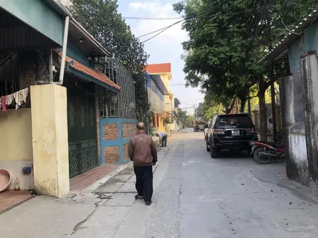Bán nhà mặt phố thôn tân hà, xã đông mỹ (nam phù) hà nội. 150m2, mt 8m, giá 150tr/m2. 0962 252 ***