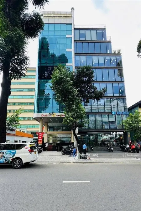 Bán nhà 2mt đường mạc đĩnh chi 10 x24 hầm 10 tầng đang cho thuê 600 triệu/tháng giá chỉ 220 tỷ