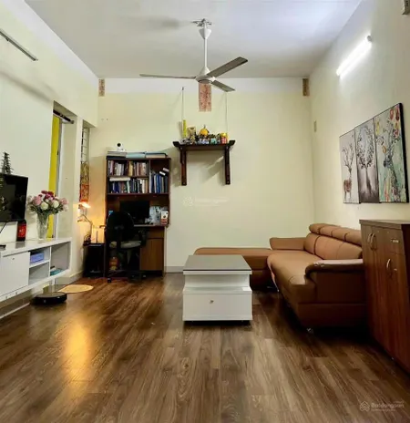 Cần tiền bán gấp căn hộ chung cư h kđt việt hưng có thang máy, nhà siêu đẹp 75m2 4,55 tỷ sẵn sổ