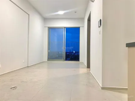 Bán căn 59m2 sổ hồng sẵn + giá 2.690 tỷ (102%) view ngoại khu + tầng cao thoáng mát
