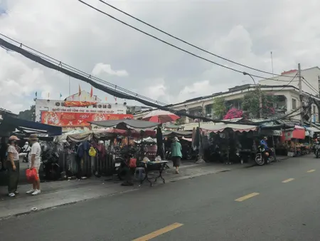 Bán nhà giáp mặt tiền phan văn hân, hẻm ba gác kế bên chợ thị nghè , bình thạnh