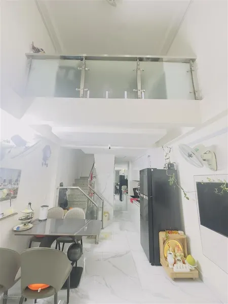 Mua bán nhà quận 4, 5 tầng hoàn công, dân cư hiện hữu, gần mặt tiền đường đoàn văn bơ !