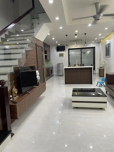Bán nhà 50m xây 5 tầng mặt tiền 5m cạnh công viên sunshine noble palace nhỉnh 10 tỷ