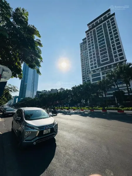 Bán đất tặng nhà khu phố liễu giai thông sang phố vạn phúc vạn bảo ba đình giá rẻ nhất phố