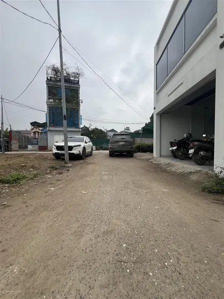 Bán đất đấu giá x1 yên vinh 85m2 mt 5m giá 8x triệu/m2. vị trí đẹp gần các siêu dự án lơn