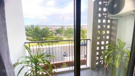 Bán nhà 2 tầng view công viên nhà hoàn thiện sổ sẳn chỉ 3ty350