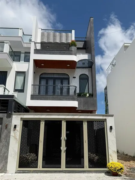 Bán nhà mới xây full nội thất hiện đại kđt mỹ gia gói 3 đường số 47 giá 9 tỷ 250 bao thuế phí