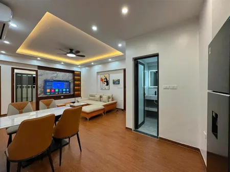 Bán căn hộ chung cư n09 thành thái. dtsổ 126m2. 3 ngủ 2 wc, view công viên cầu giấy tầng cao đẹp