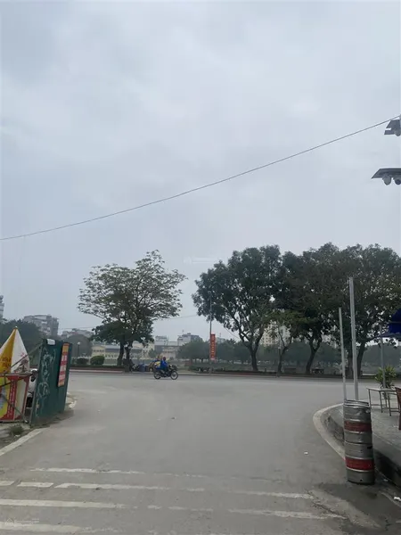 Cực hiếm , bán nhà hồ đền lừ hoàng mai 66m x 5tầng x mt4,6m ô tô tránh , kinh doanh , view hồ
